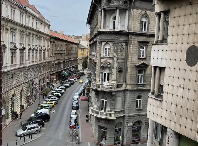 Astoria Downtown Superior * Budapest